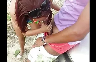 XXX બે યુવાન સ્તનની ડીંટી poebat કોચ