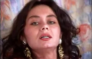 XXX ચીટ સાથે કામુક પુખ્ત મહિલા