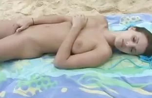 XXX Fucked પ્રેમાળ છોકરી બંને છિદ્રો