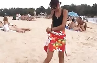 XXX Fuckers સાથે મોટા સાધનો ખેંચાય કૂતરી